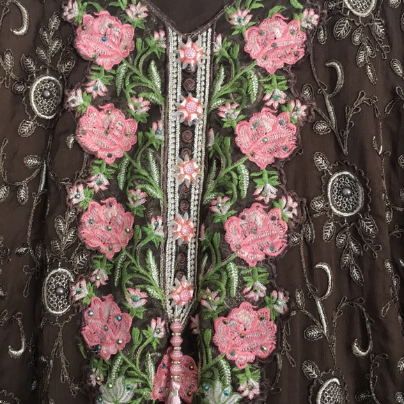 Pakistani dresses - Picture 6 of 8